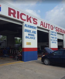 RICK’S AUTO SERVCE Logo