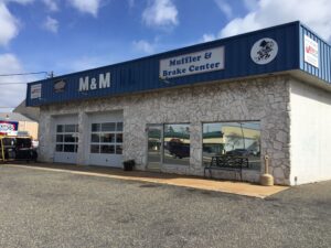 M&M Auto Service Logo